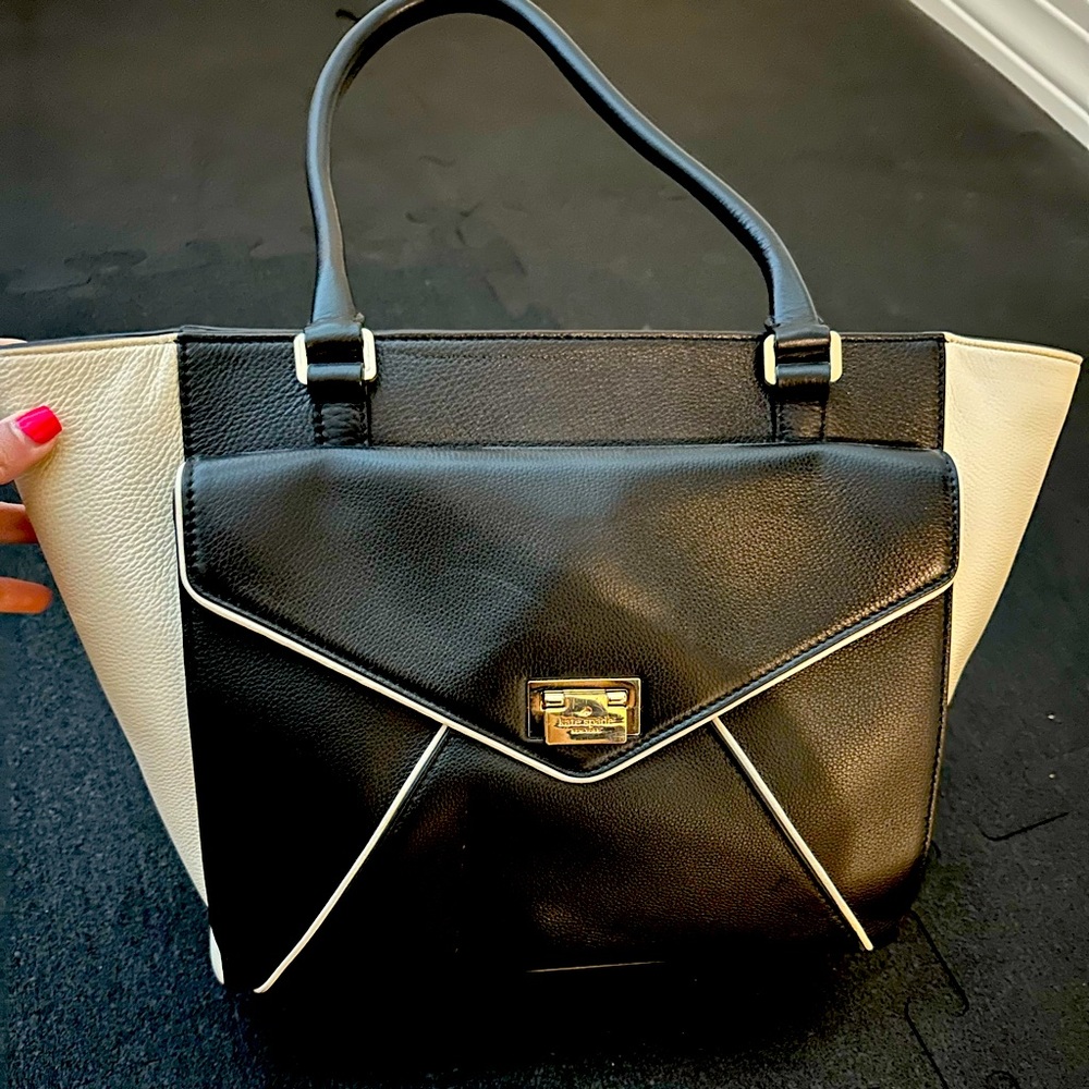 Kate Spade black and cream